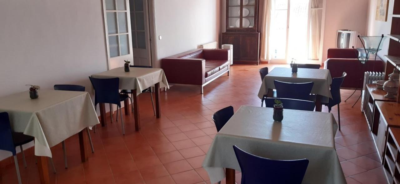 Albergue Grupoandria El Claustre De Ciutadella - Hospederia Exterior foto
