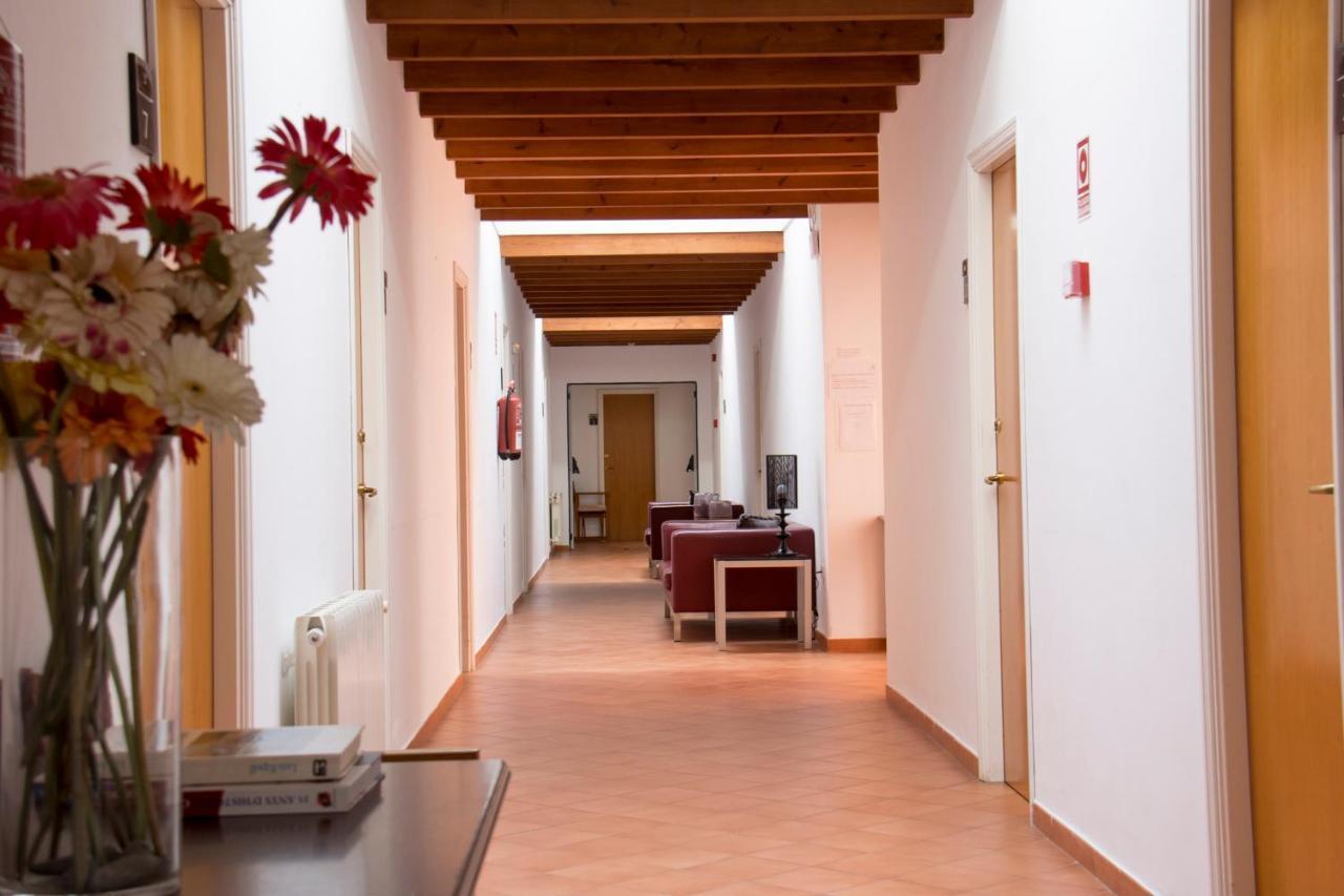 Albergue Grupoandria El Claustre De Ciutadella - Hospederia Exterior foto