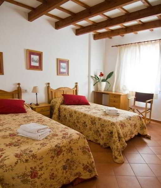 Albergue Grupoandria El Claustre De Ciutadella - Hospederia Exterior foto